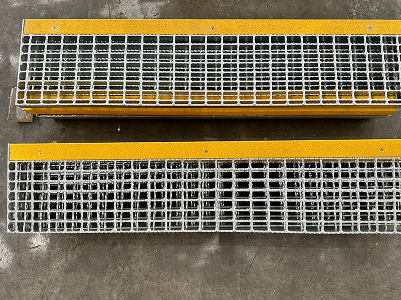 Tapak T6 dengan Ujung FRP